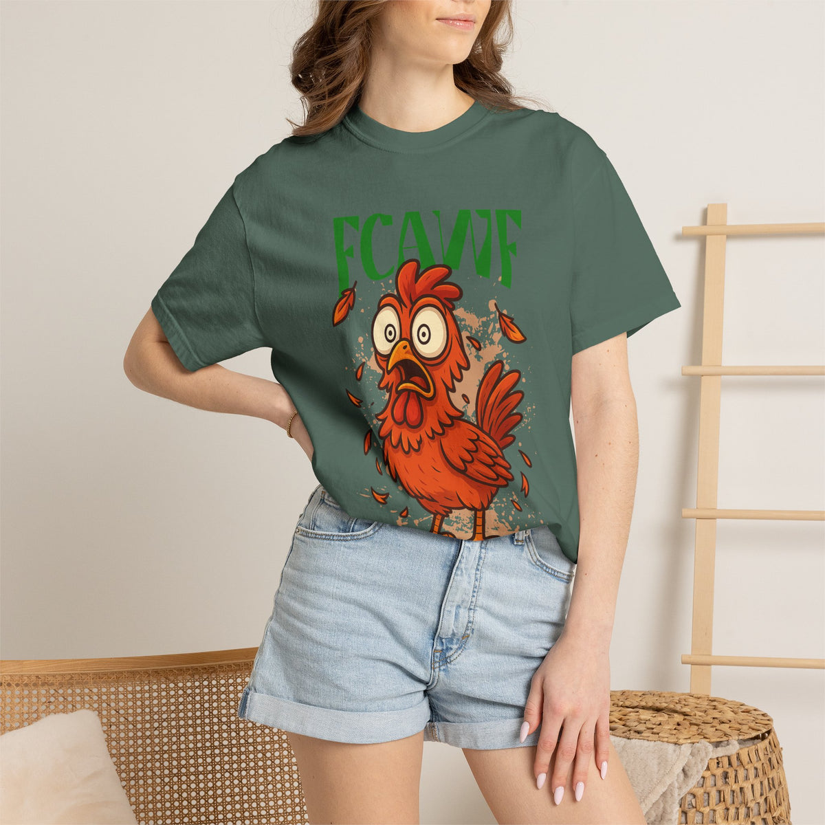 FPD - FCAWF Funny Panic Chicken Screaming Rooster Streetwear Unisex Heavyweight Cotton T-Shirt, Sarcastic Barnyard Animal Graphic Tee