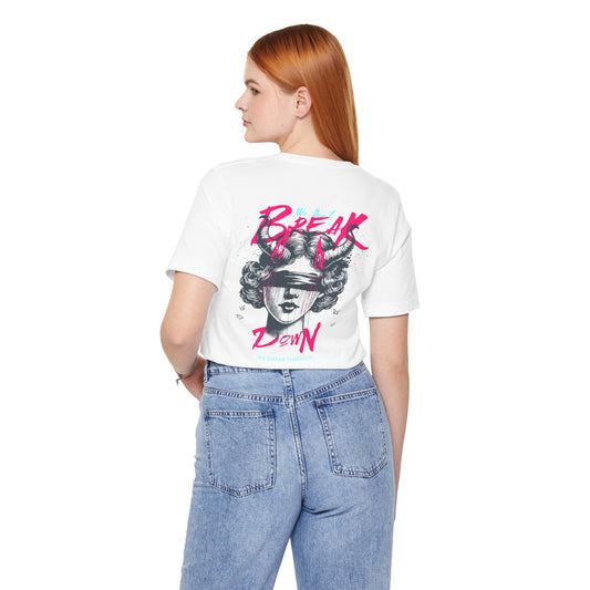 Vêtements et produits dérivés – T-shirt unisexe – On ne craque pas, on se surpasse – Le T-shirt de la résilience