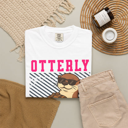FPD - Otterly Wasted Funny Drinking Otter Sunglasses Barrel Streetwear Unisex Heavyweight Cotton T-Shirt, Sarcastic Party Animal Graphic Tee