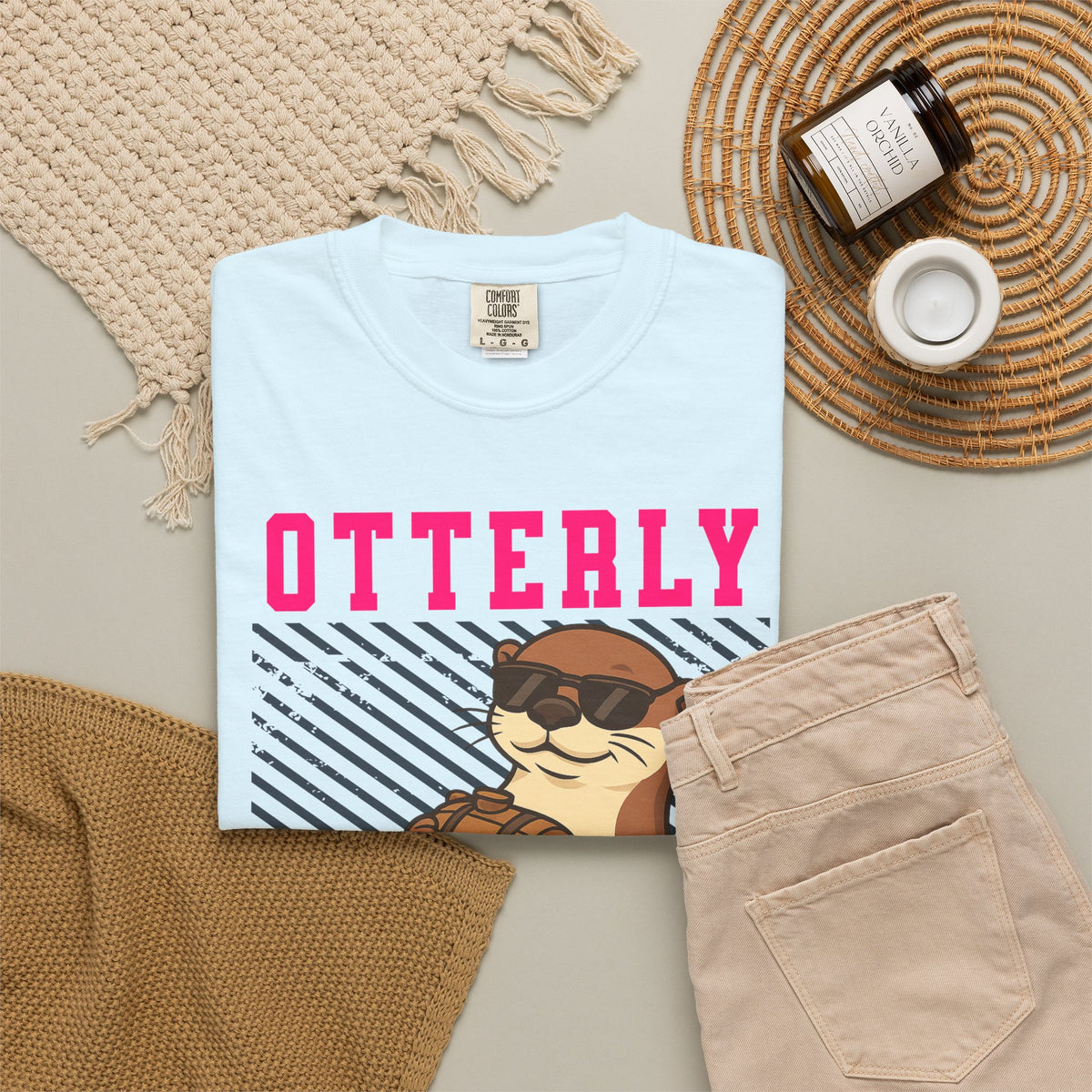 FPD - Otterly Wasted Funny Drinking Otter Sunglasses Barrel Streetwear Unisex Heavyweight Cotton T-Shirt, Sarcastic Party Animal Graphic Tee